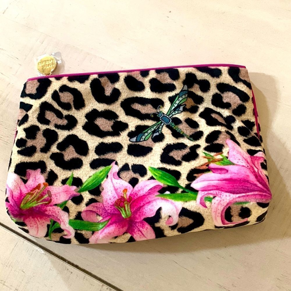 CLINIQUE Beauty Bag NWT